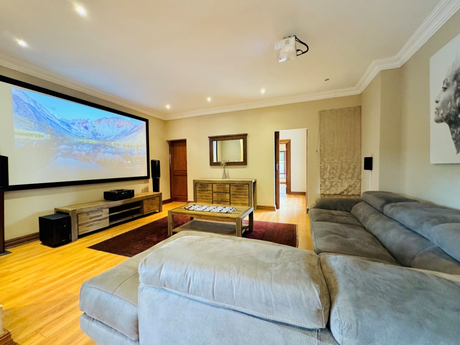 5 Bedroom Property for Sale in Midlands Estate Gauteng