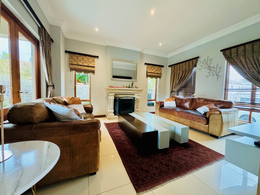 5 Bedroom Property for Sale in Midlands Estate Gauteng