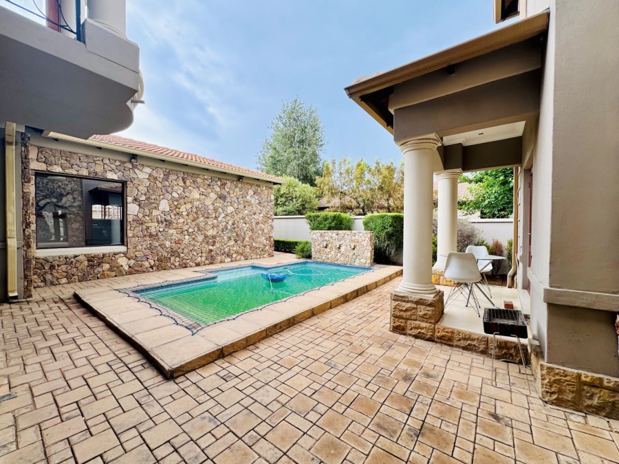 5 Bedroom Property for Sale in Midlands Estate Gauteng