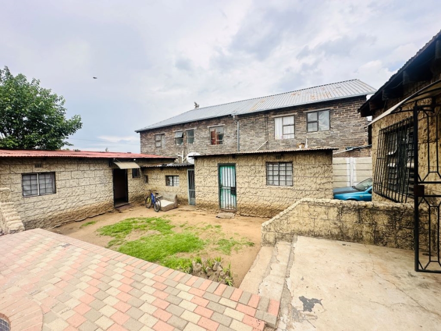 5 Bedroom Property for Sale in Delville Gauteng