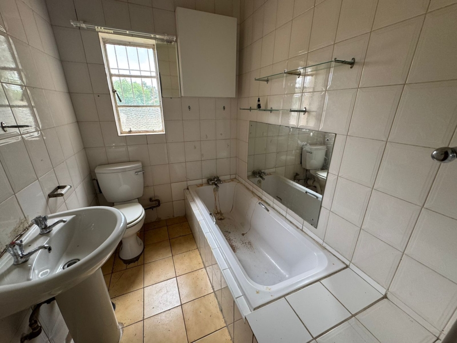 3 Bedroom Property for Sale in Dunnottar Gauteng