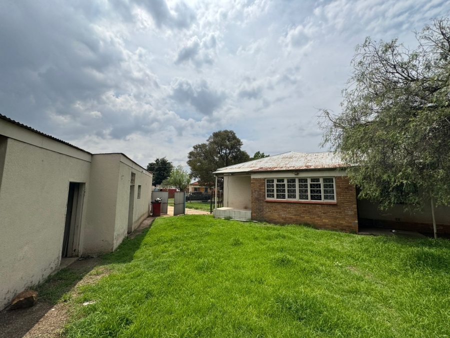 3 Bedroom Property for Sale in Dunnottar Gauteng