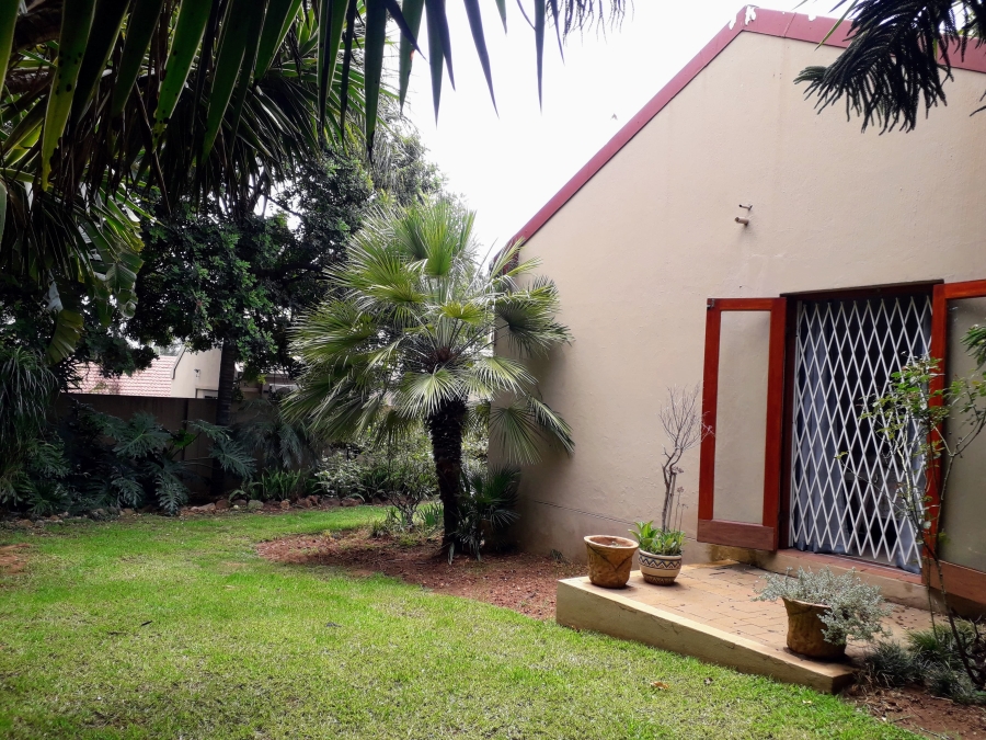 To Let 2 Bedroom Property for Rent in Zwartkop Gauteng