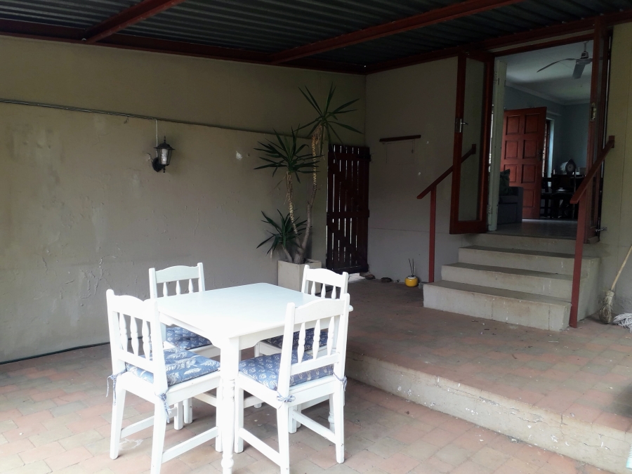 To Let 2 Bedroom Property for Rent in Zwartkop Gauteng