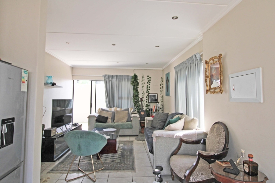 To Let 2 Bedroom Property for Rent in Rivonia Gauteng