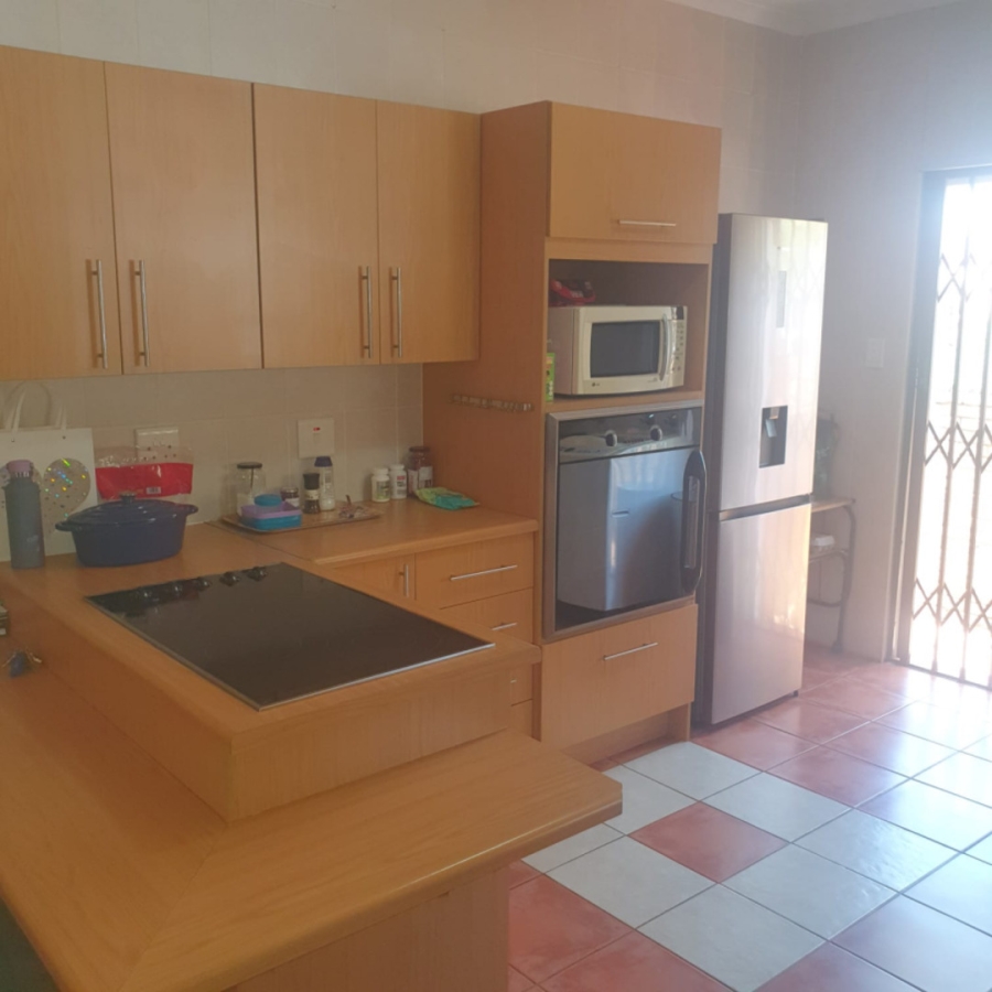 To Let 3 Bedroom Property for Rent in Highveld Gauteng