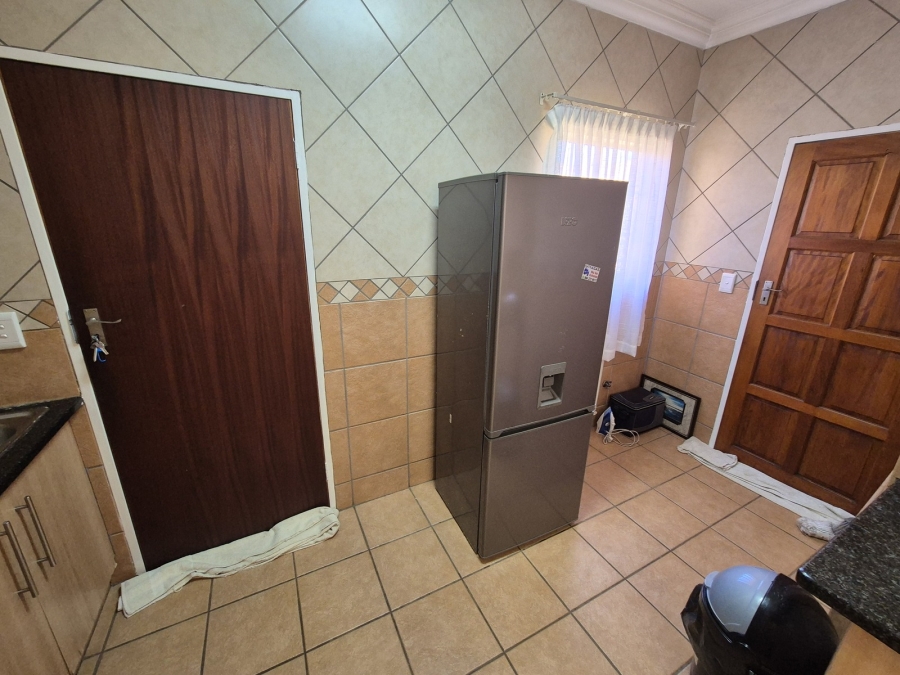 2 Bedroom Property for Sale in Eldoraigne Gauteng