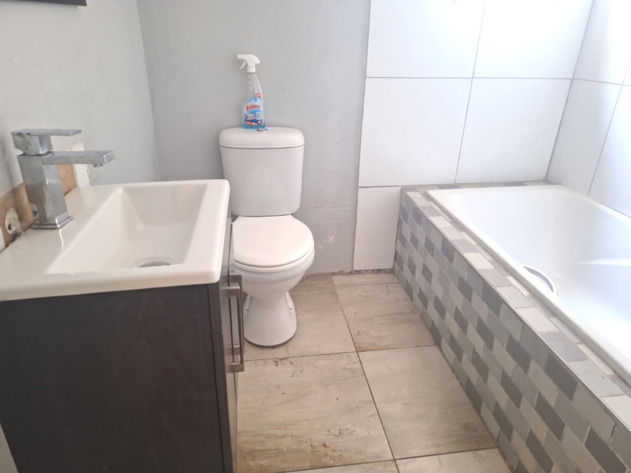 To Let 3 Bedroom Property for Rent in Illiondale Gauteng