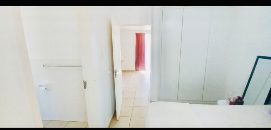 To Let 1 Bedroom Property for Rent in Bryanston Gauteng