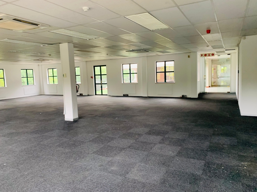 To Let commercial Property for Rent in Hyde Park Gauteng