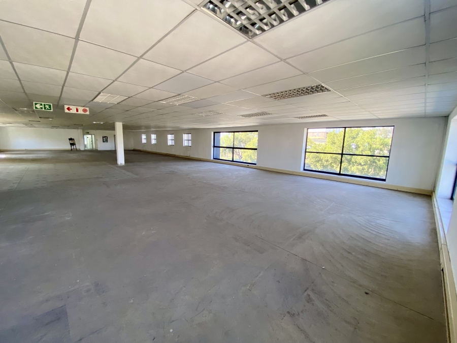 To Let commercial Property for Rent in Halfway House Gauteng