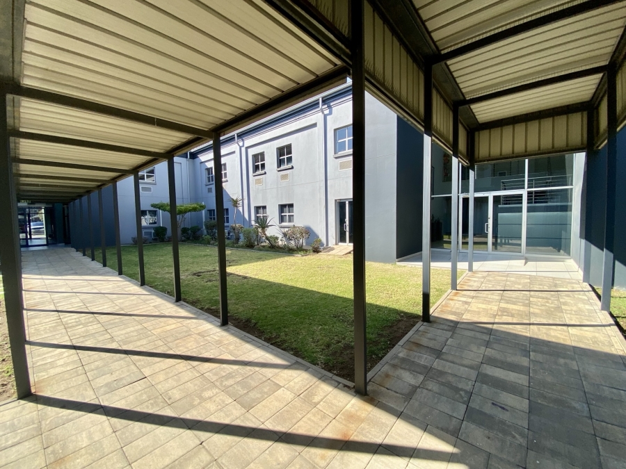 To Let commercial Property for Rent in Halfway House Gauteng