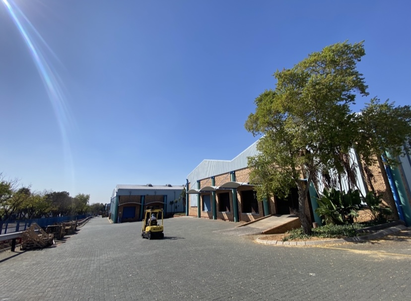 To Let commercial Property for Rent in Randjespark Gauteng