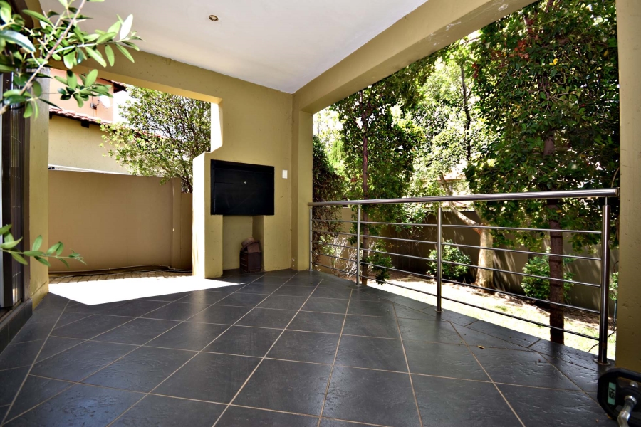 3 Bedroom Property for Sale in North Riding Gauteng