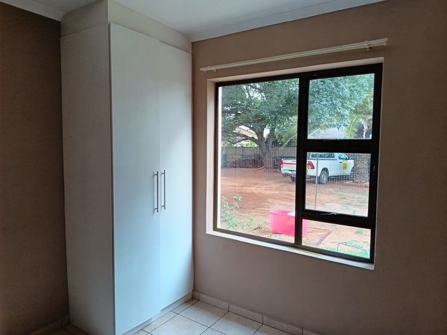 To Let 2 Bedroom Property for Rent in Henley on Klip Gauteng