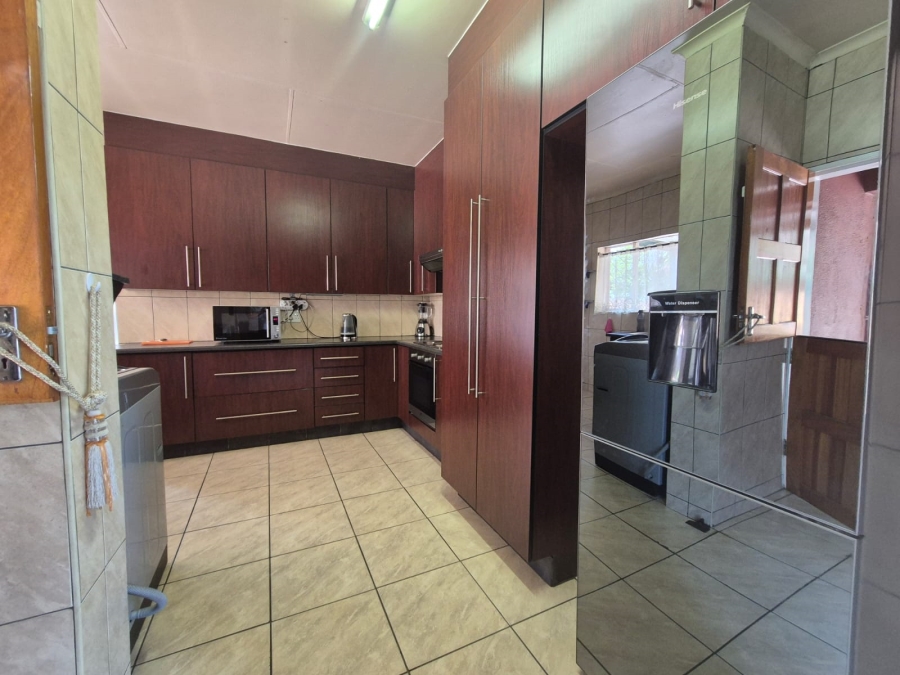 3 Bedroom Property for Sale in Falcon Ridge Gauteng