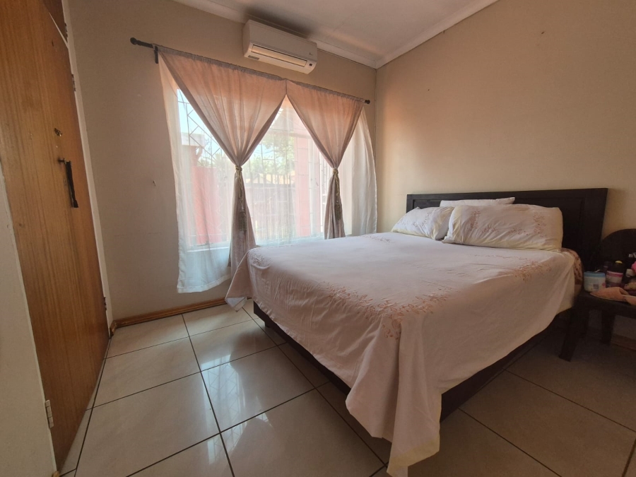 3 Bedroom Property for Sale in Falcon Ridge Gauteng