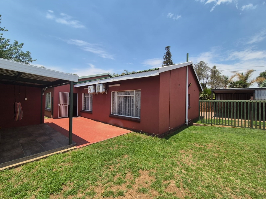 3 Bedroom Property for Sale in Falcon Ridge Gauteng