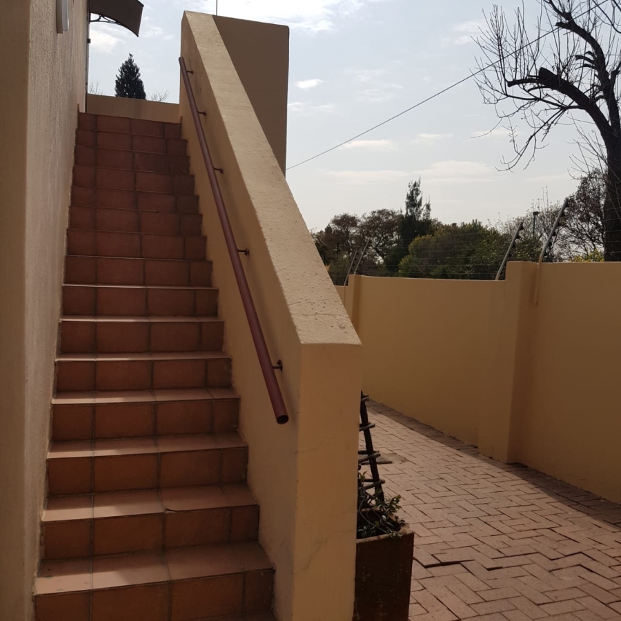 1 Bedroom Property for Sale in Buccleuch Gauteng