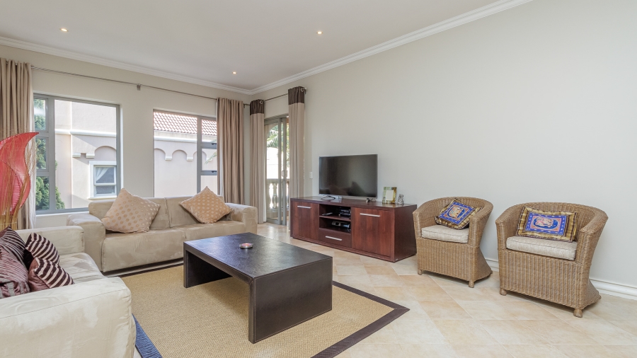 2 Bedroom Property for Sale in Dunkeld West Gauteng