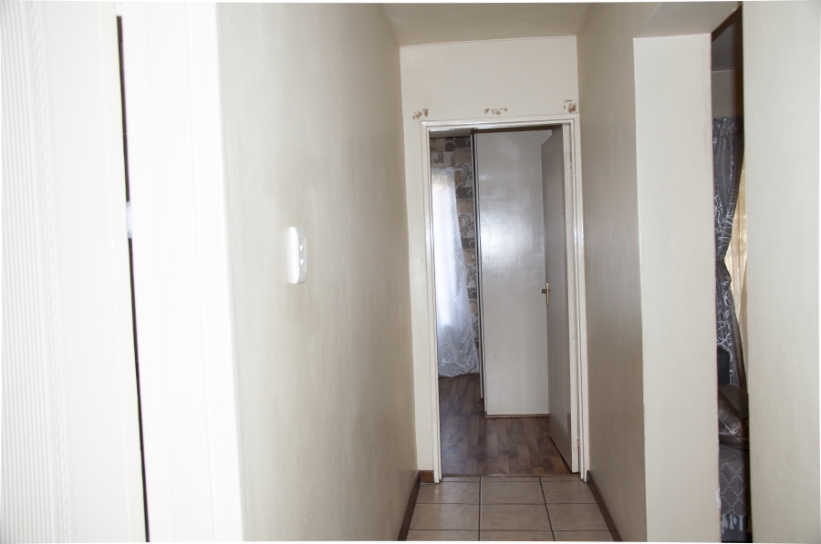 2 Bedroom Property for Sale in Halfway Gardens Gauteng