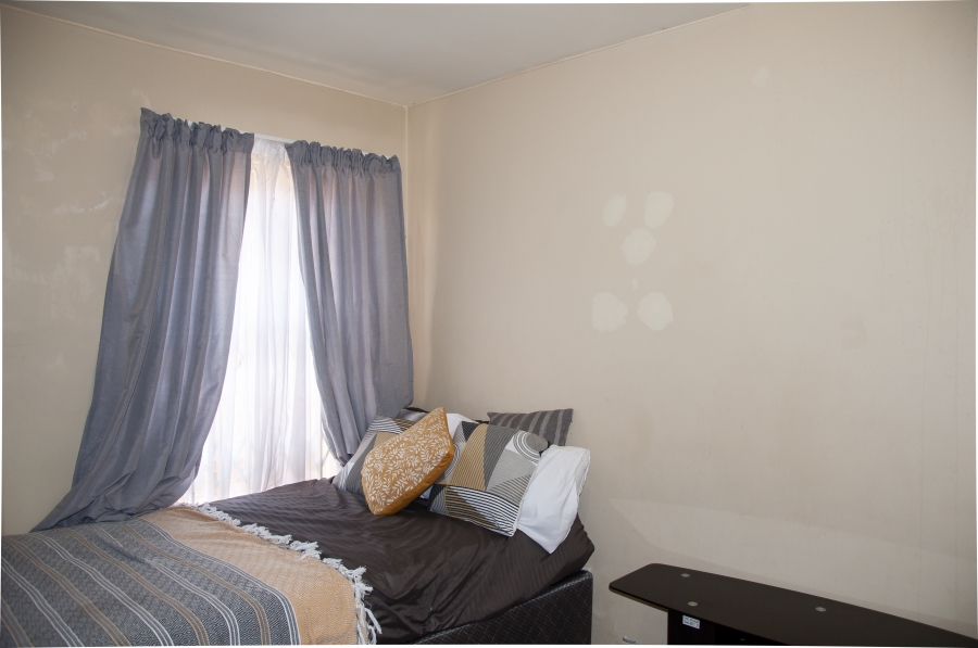 2 Bedroom Property for Sale in Halfway Gardens Gauteng