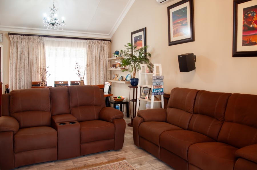 2 Bedroom Property for Sale in Halfway Gardens Gauteng