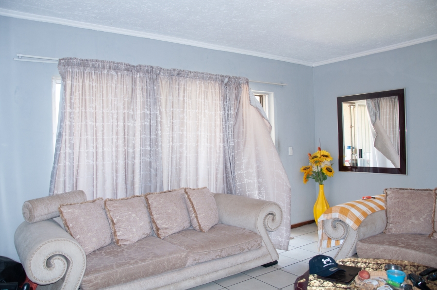 2 Bedroom Property for Sale in Halfway Gardens Gauteng