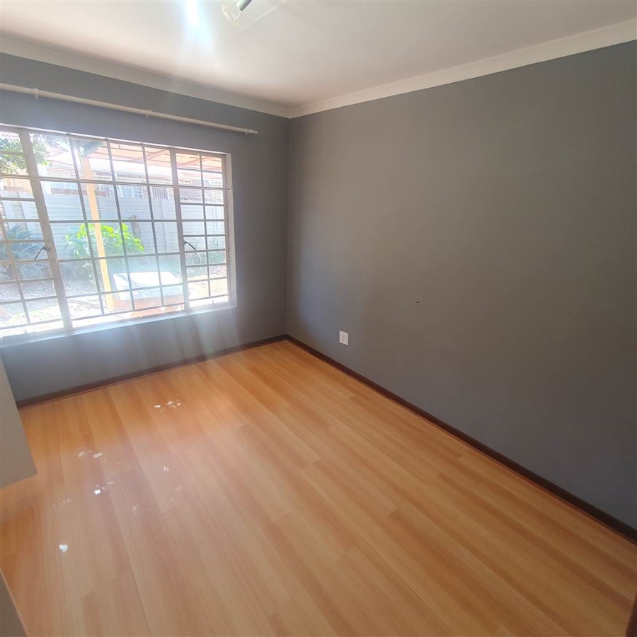 To Let 3 Bedroom Property for Rent in Dorandia Gauteng