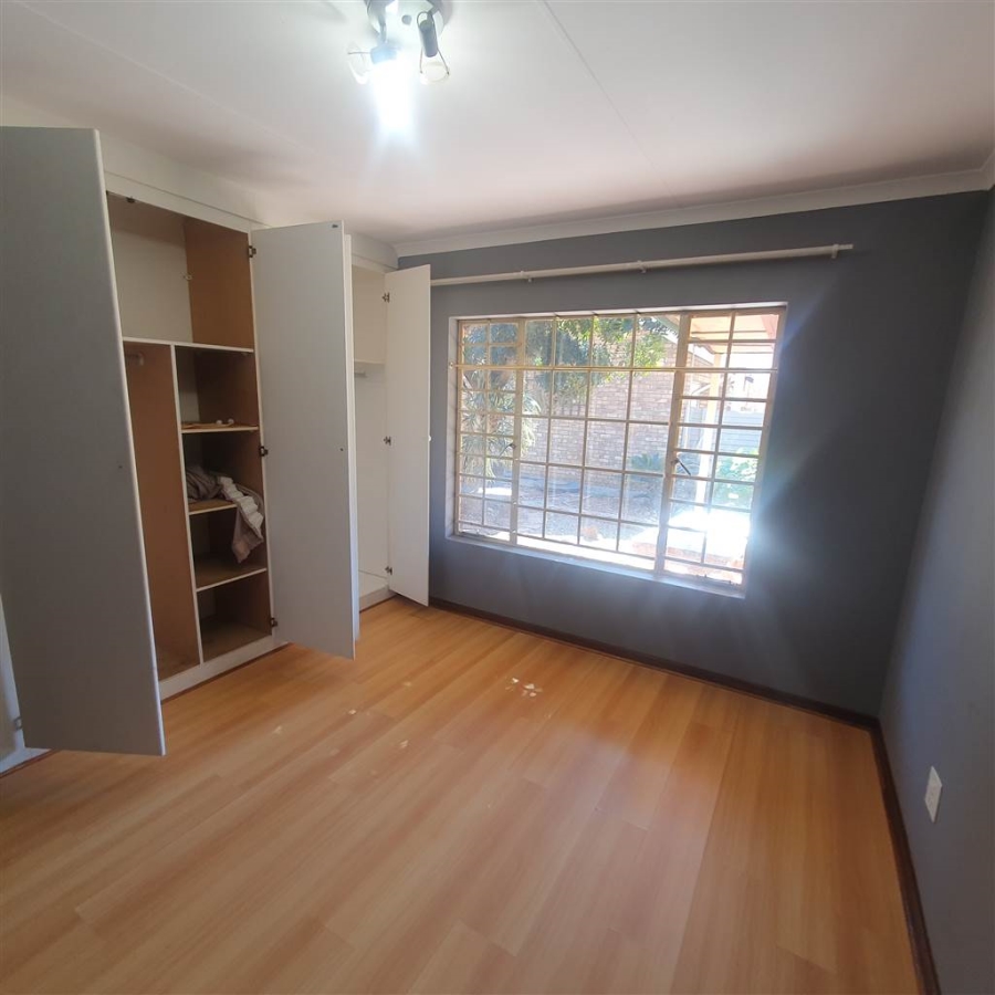 To Let 3 Bedroom Property for Rent in Dorandia Gauteng