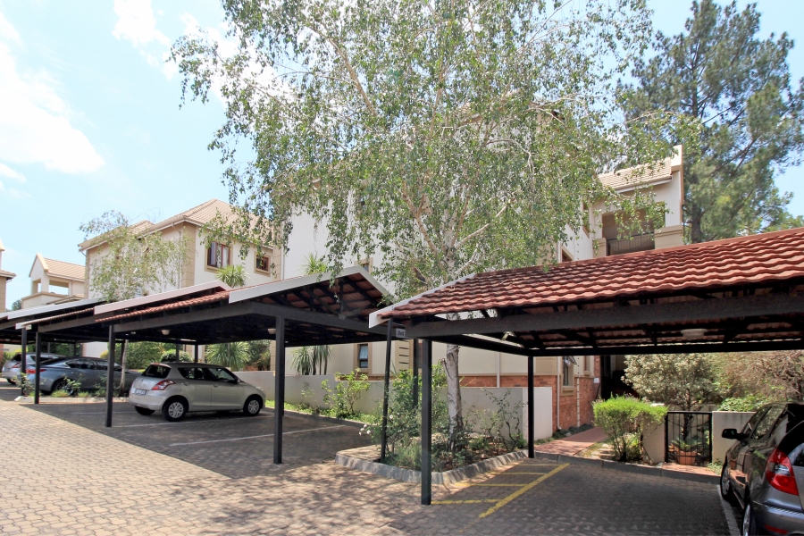 2 Bedroom Property for Sale in Glenhazel Gauteng