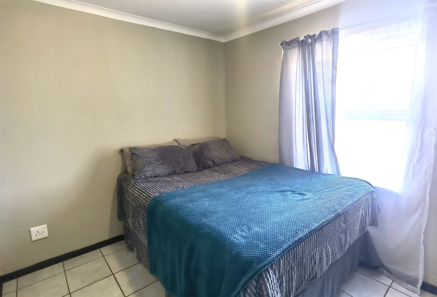 2 Bedroom Property for Sale in Heuweloord Gauteng