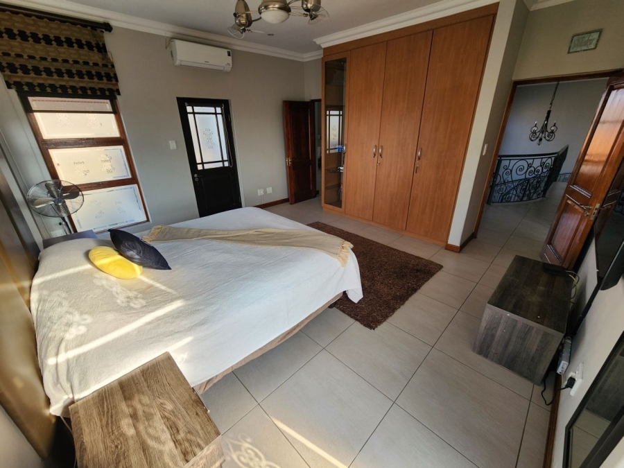 5 Bedroom Property for Sale in Beyers Park Gauteng