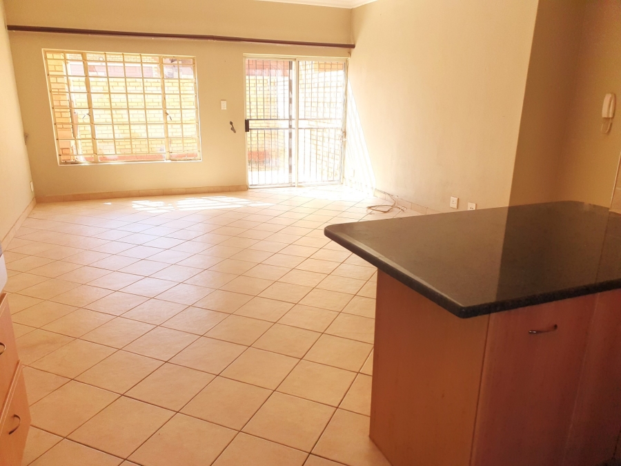 To Let 2 Bedroom Property for Rent in The Wilds Gauteng