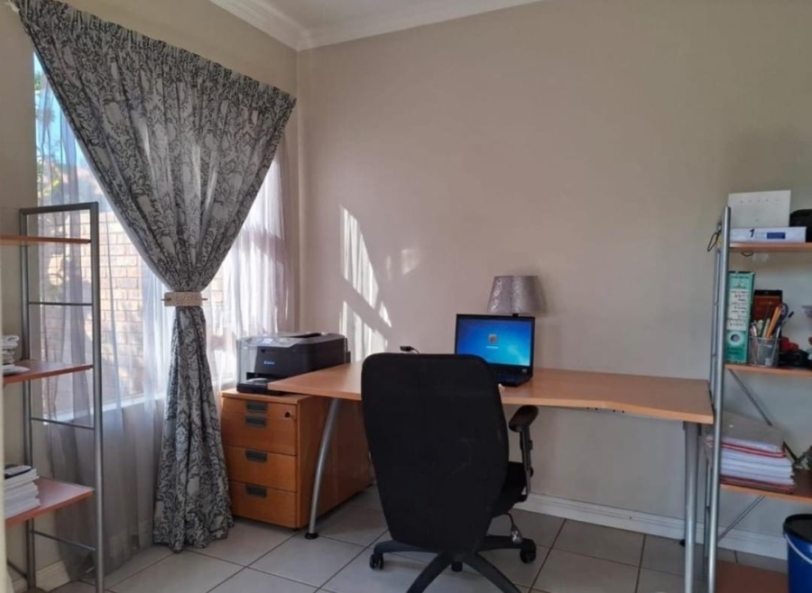 2 Bedroom Property for Sale in Montana Gauteng