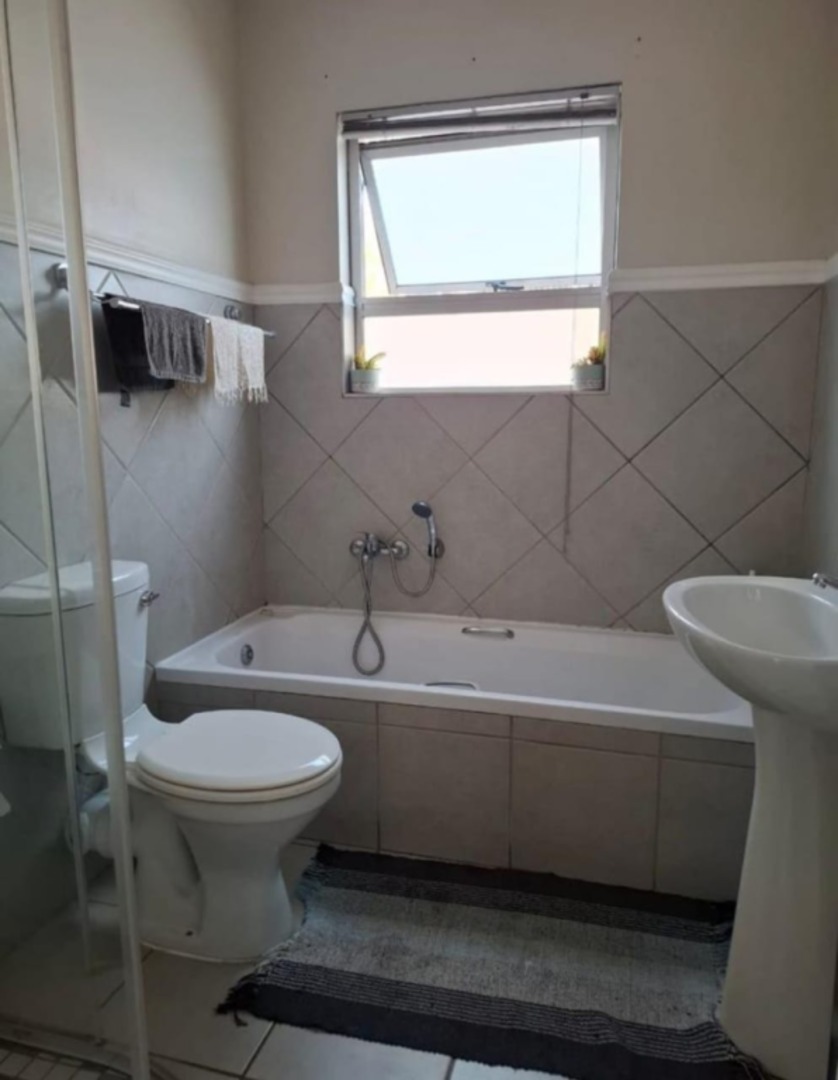 2 Bedroom Property for Sale in Montana Gauteng