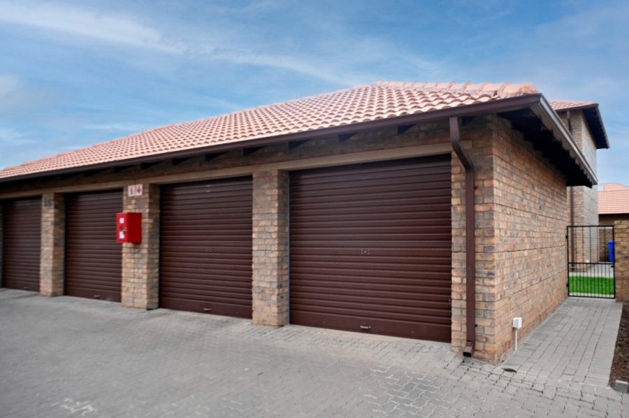 3 Bedroom Property for Sale in Annlin Gauteng