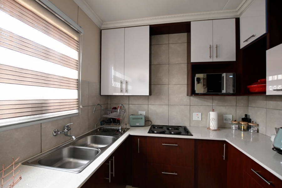 3 Bedroom Property for Sale in Annlin Gauteng