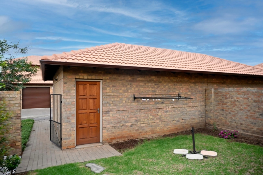 3 Bedroom Property for Sale in Annlin Gauteng