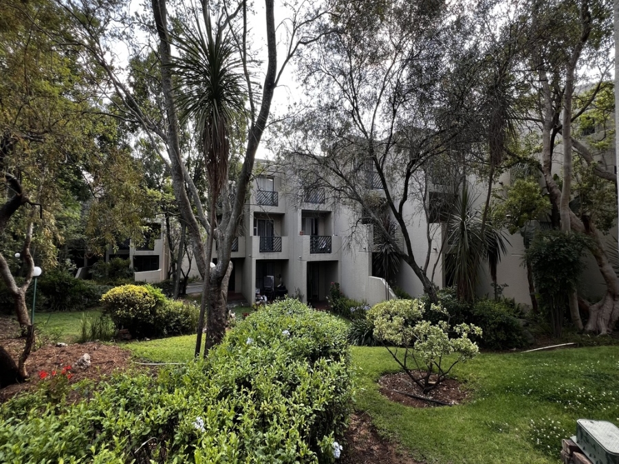 1 Bedroom Property for Sale in Bryanston Gauteng