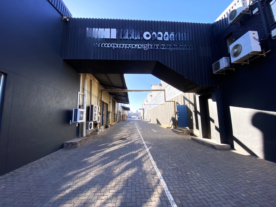 To Let commercial Property for Rent in Clayville Gauteng