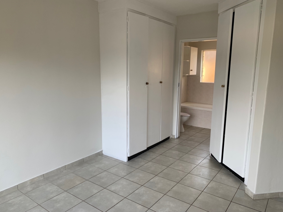 To Let 2 Bedroom Property for Rent in Wapadrand Gauteng