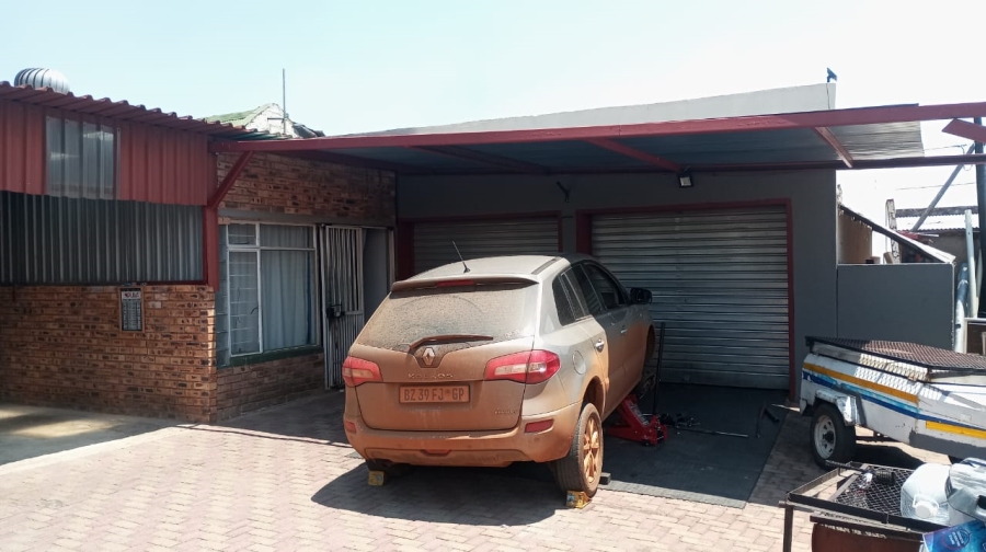 3 Bedroom Property for Sale in Krugersdorp West Gauteng