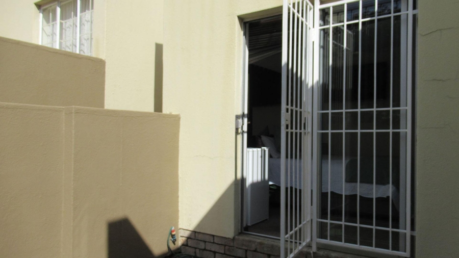 3 Bedroom Property for Sale in Radiokop Gauteng