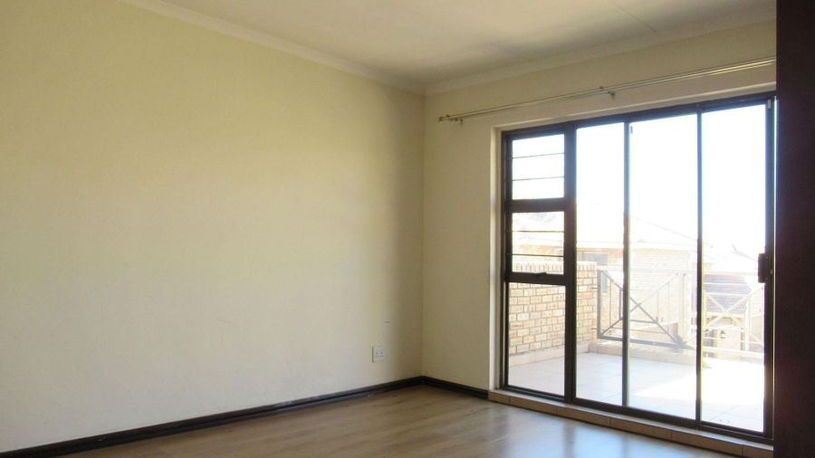 3 Bedroom Property for Sale in Honeydew Gauteng