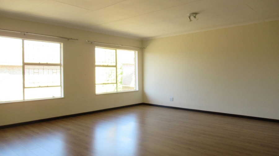 3 Bedroom Property for Sale in Honeydew Gauteng