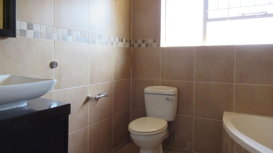 3 Bedroom Property for Sale in Honeydew Gauteng