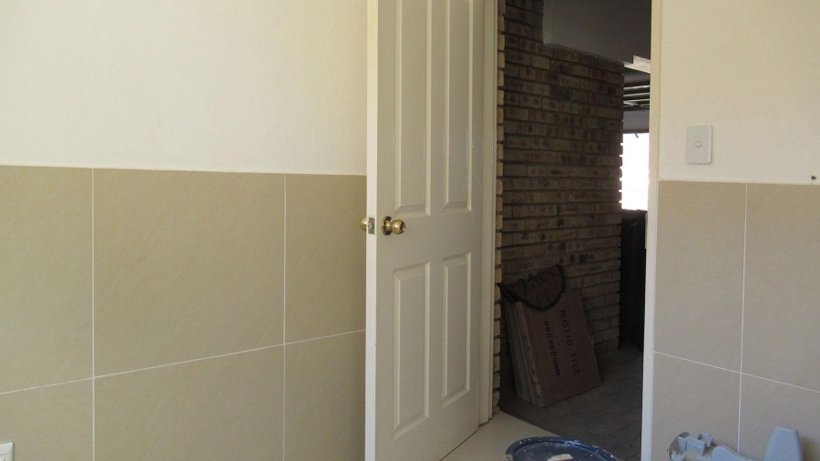 3 Bedroom Property for Sale in Honeydew Gauteng