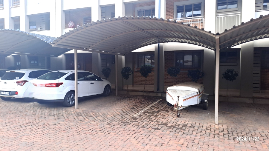 To Let 2 Bedroom Property for Rent in Moregloed Gauteng