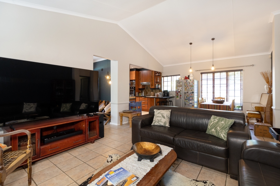 3 Bedroom Property for Sale in Faerie Glen Gauteng